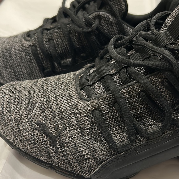 Puma black and gray fabric lace up shoes size 8 - Picture 6 of 6